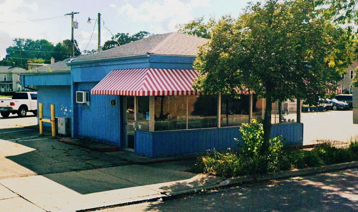 Tastee-Freez - Vicksburg - 115 W Prairie St 2 (newer photo)